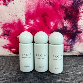 (Category: ) located in . Submitted by beautyloversg (Listing ID 1409376013, Image 1). Description: .