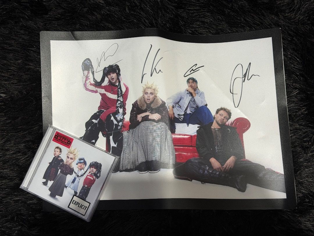 5SOS Everyone's a Star CD + Signed Poster (Category: CDs & DVDs) located in Quezon City. Submitted by lokiandeevee (Listing ID 1409269269, Image 1). Description: 5SOS Everyone's a Star CD + Signed Poster *frame not included.
