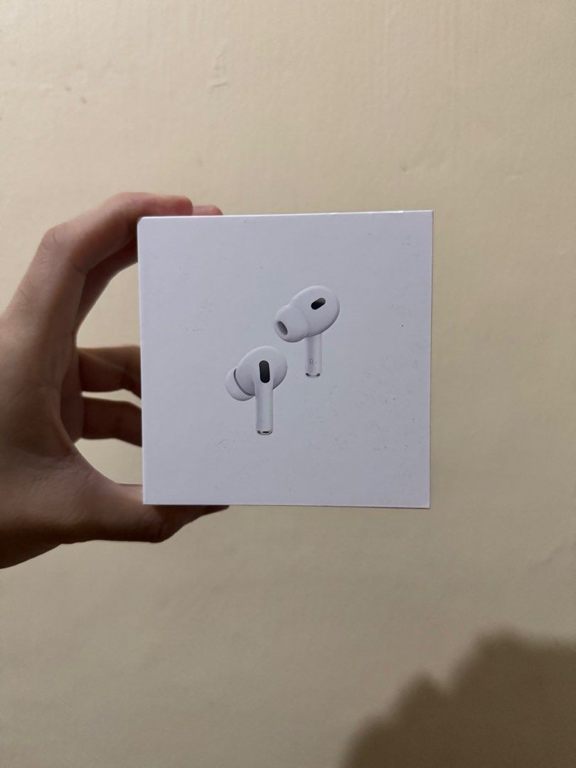 Apple AirPods Pro (2nd generation) (Category: Earphones) located in Quezon City. Submitted by yarshhh (Listing ID 1409322191, Image 2). Description: - Apple AirPods Pro (2nd generation) with MagSafe Charging Case - Original Box Included Original tips unused Money back if fake Meetups: Los Banos, Sta Rosa, Makati, or BGC .