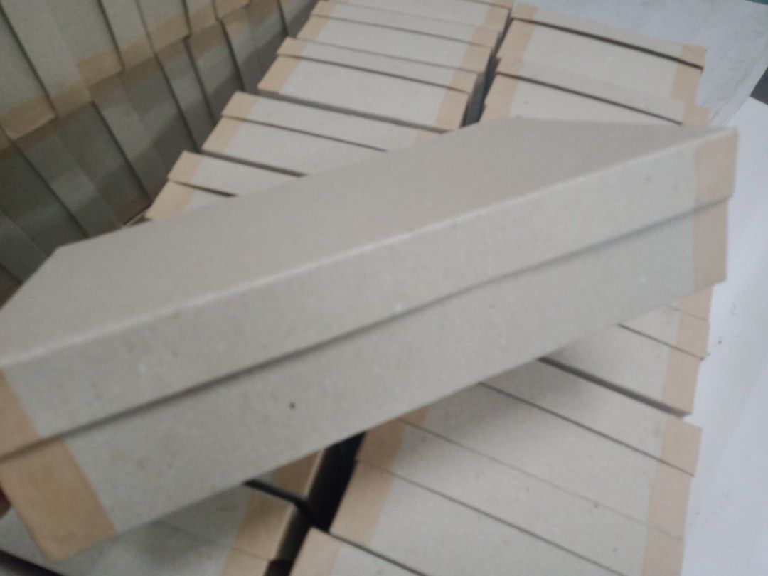 Boxes for sale (Category: Everything Else Others) located in Manila. Submitted by secondhavenph (Listing ID 1409262910, Image 1). Description: 9 1/2 x 5 x 2 1/4 Total of 1498 pcs.