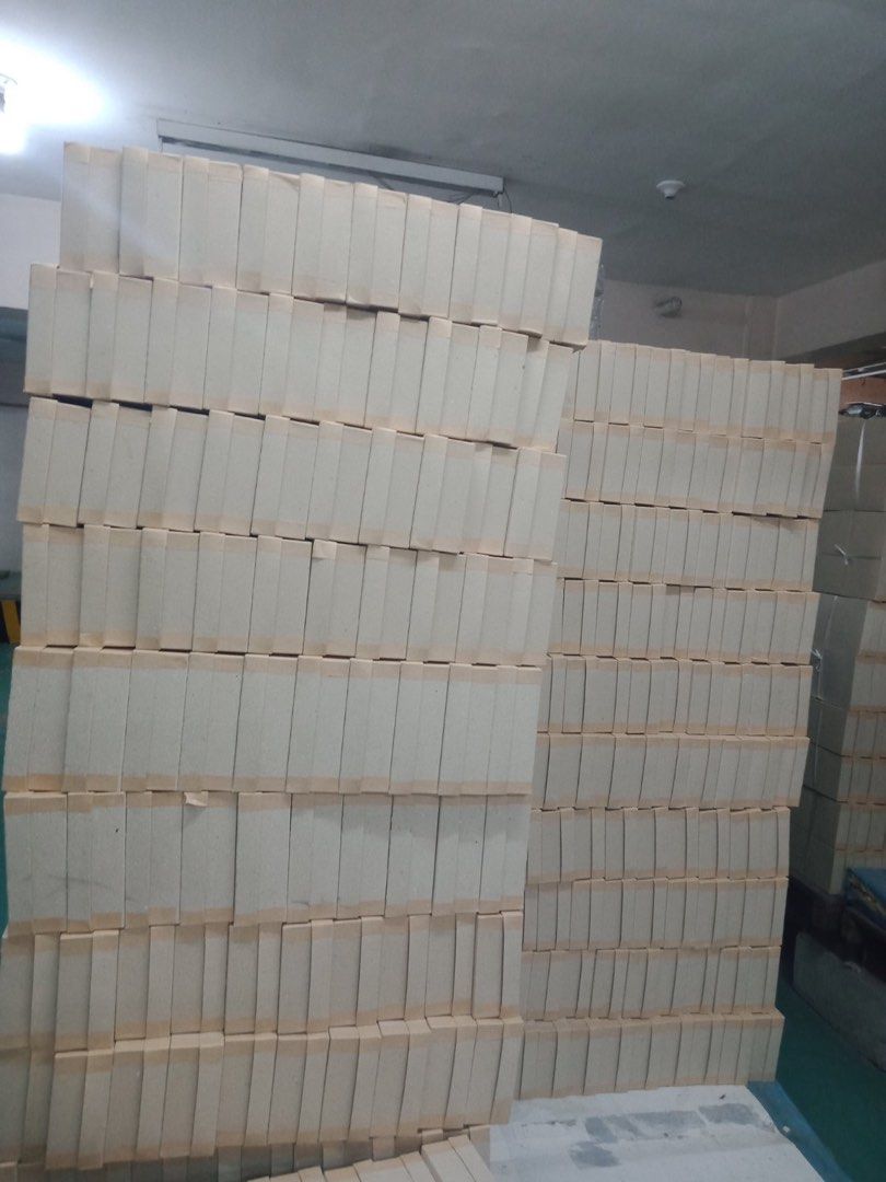 Boxes for sale (Category: Everything Else Others) located in Manila. Submitted by secondhavenph (Listing ID 1409262910, Image 3). Description: 9 1/2 x 5 x 2 1/4 Total of 1498 pcs.