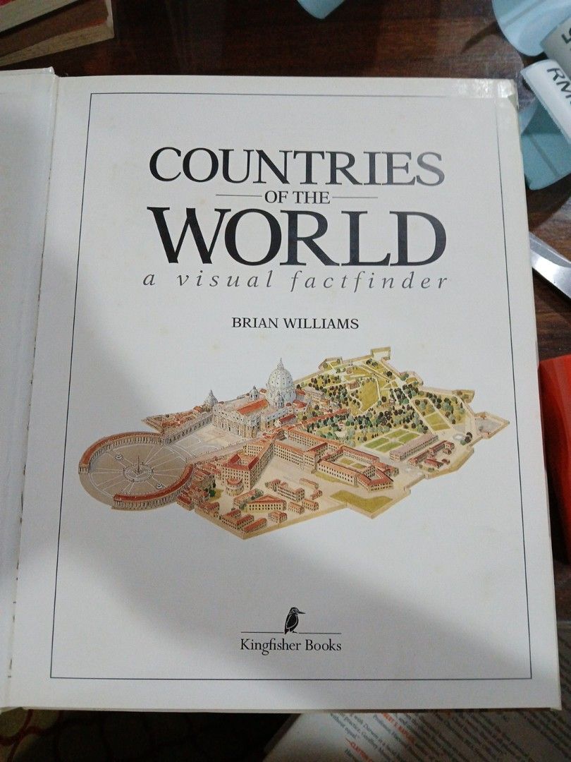 Countries Of The World : A Visual Factfinder, Hobbies & Toys, Books ...