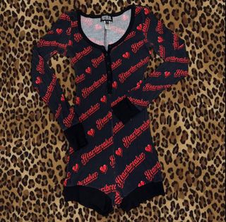 （分類：）位於 。 由 tina_xoxo.thrift 提交（商品編號 1409306941，圖片 1）。簡介： 。