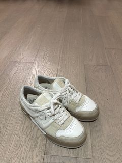 （分類：）位於 。 由 kushiemir 提交（商品編號 1409409486，圖片 1）。簡介： 。