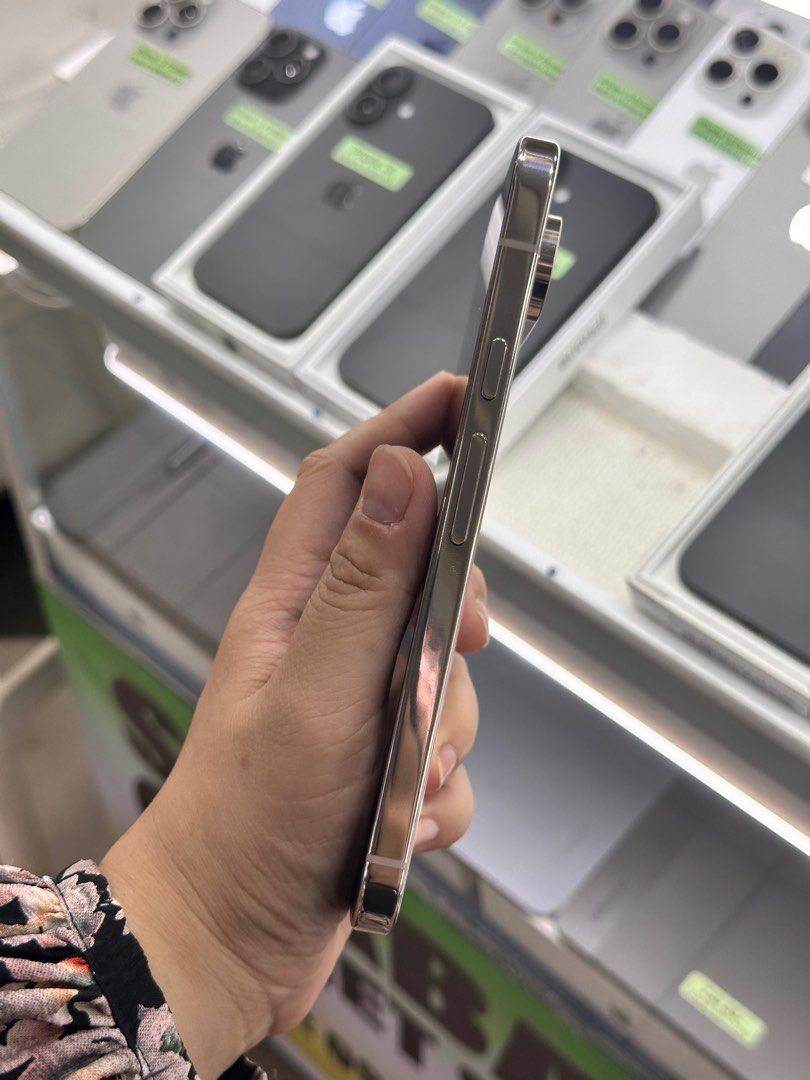 Google Pixel 9 Pro XL 256GB Japan Variant Openline No Issue (Category: Google Pixel) located in Pasig City. Submitted by fairgadgetshop (Listing ID 1409302306, Image 3). Description: Buy • Sell • Trade • Swap Legit Seller w/ Physical Store Mabilis Kausap / Pass sa Scammer Installment via Credit Card, GGives, Gcredit, SPaylater with additional interest We accepting Brandnew or Secondhand Google Pixel 9 Pro XL 256GB Japan Variant Openline No Issue 