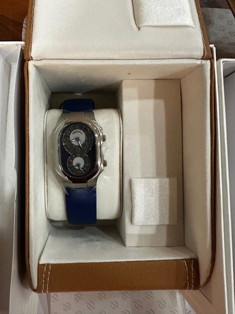 His & Hers Philip Stein Watch (Category: Luxury Watches) located in Quezon City. Submitted by mycloset2yours82 (Listing ID 1409366487, Image 2). Description: Philip Stein (His & Hers) Watch *Brand new with Box *Still with warranty Ladies watch is Mother of Pearl face Strap Color: Blue (color may vary) Additional photos can be requested RFS: not using PIOG No lowballers please. .