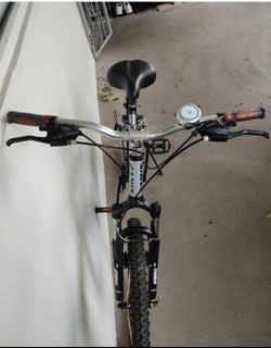 (Category: ) located in . Submitted by des_4896 (Listing ID 1409374993, Image 1). Description: .