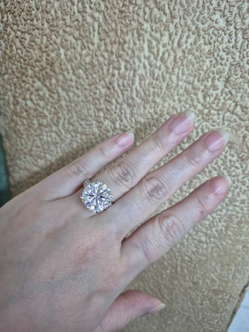 Lab grown diamond ring (Category: Rings) located in Pasay City. Submitted by ms0718 (Listing ID 1409381351, Image 2). Description: 10 carat lab grown diamond with IGI cert set in 14k white gold with lab grown side stones size 6.5 for serious buyers only.
