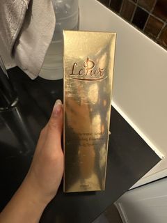 （分類：）位於 。 由 phoebe_3be 提交（商品編號 1409394185，圖片 1）。簡介： 。