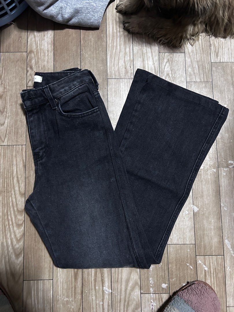Miss Jeans Black Flare pants (Category: Jeans) located in Pasig City. Submitted by jeldya (Listing ID 1409405376, Image 1). Description: - Waist: Approximately 12 inches across - Length: Approximately 37 inches no when worn photos.