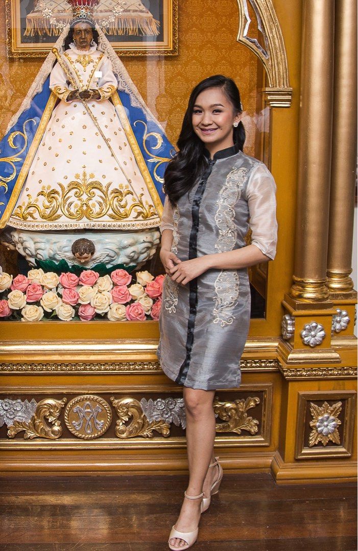 Modern Filipiniana / Barong (Category: Dresses) located in Cainta. Submitted by thrsgbyn (Listing ID 1409271839, Image 1). Description: .
