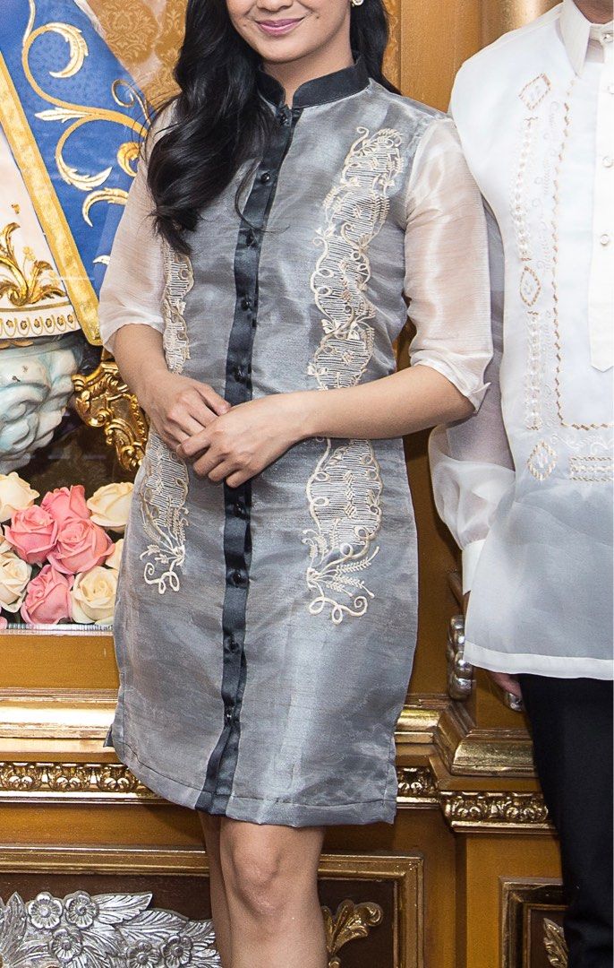 Modern Filipiniana / Barong (Category: Dresses) located in Cainta. Submitted by thrsgbyn (Listing ID 1409271839, Image 2). Description: .