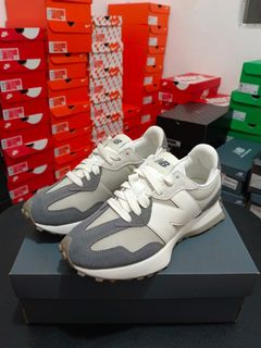 (Category: ) located in . Submitted by ekkshoes325 (Listing ID 1409408415, Image 1). Description: .