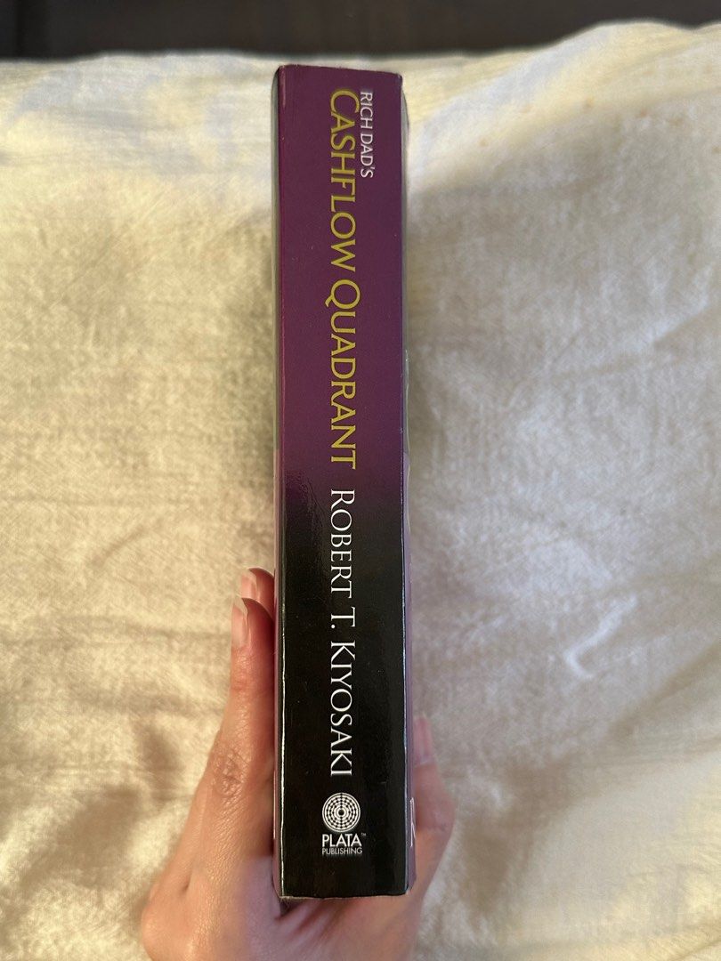 Rich Dad Cashflow Quadrant (Category: Storybooks) located in Taytay. Submitted by itslyn (Listing ID 1409339724, Image 3). Description: ‼️ Still in a good condition but the pages are a bit yellowish ‼️ The only issue it has a name written on the top part of the book (was used in school. Dm for more pics) .
