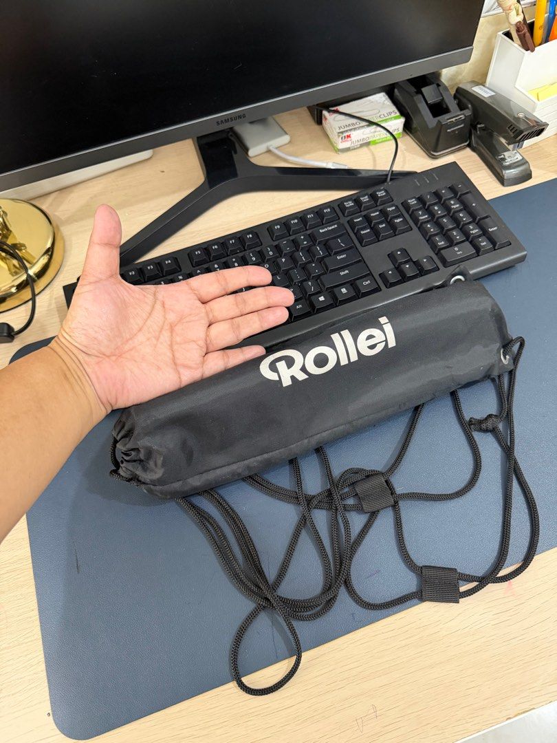 Rollei Compact Traveler No. 1 Tripod (Category: Tripods & Monopods) located in Quezon City. Submitted by juvyjuvydoo (Listing ID 1409269709, Image 3). Description: Rollei Compact Traveler No. 1 Carbon - Ultra-Lightweight Travel Tripod (2,16 lb incl. Ball Head) - Folded Length: 12,99" - Arca Swiss Compatible - Monopod Function - Carbon - Black It is black and comes with a carrying case. The tripod has adjustable legs and a ball head for versatile 