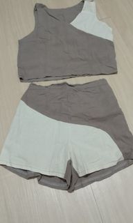 (Category: ) located in . Submitted by prelovedbyrsph (Listing ID 1409414104, Image 1). Description: .