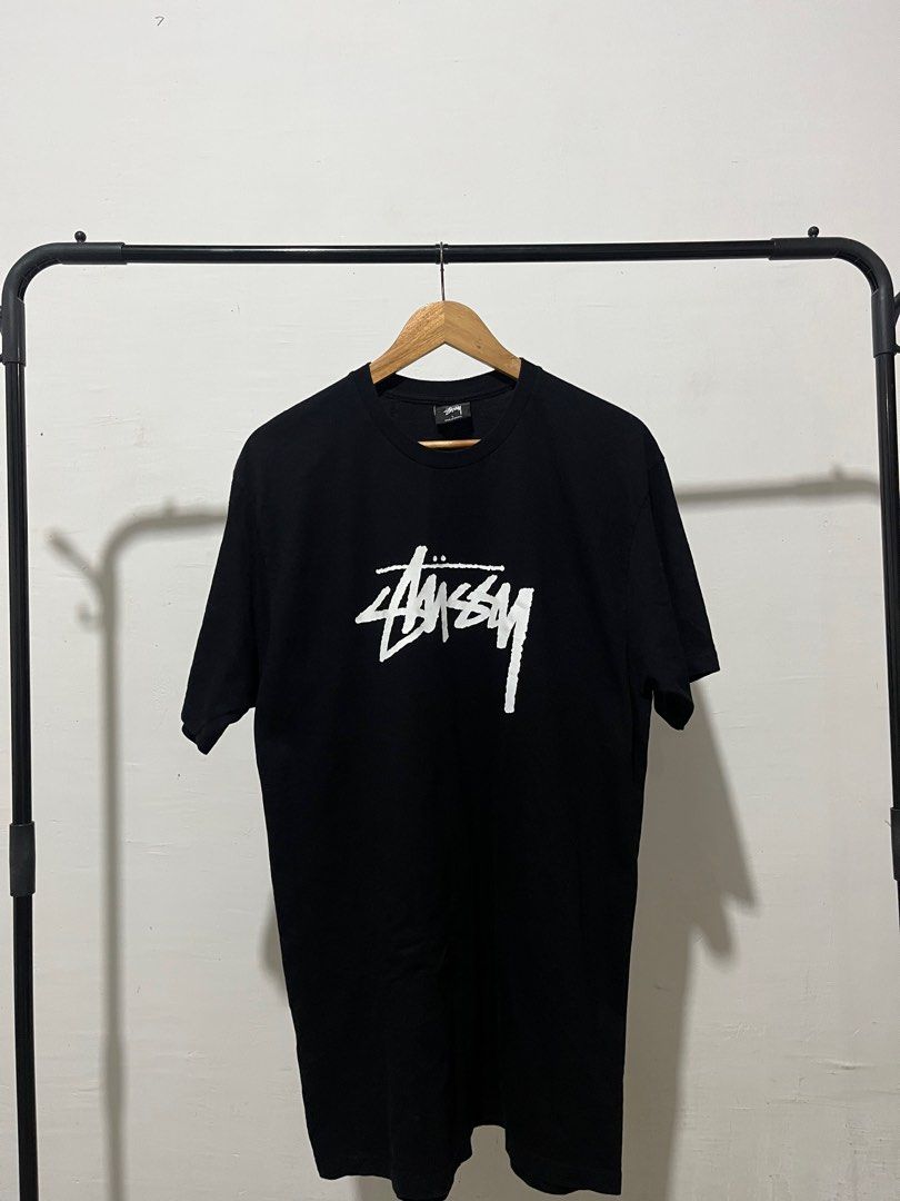 Stussy Tee (Category: Tshirts & Polo Shirts ) located in Calumpit. Submitted by Essentiality (Listing ID 1409361216, Image 1). Description: Stussy Tee Size Large W - 21 L - 32 Excellent Condition 1500.