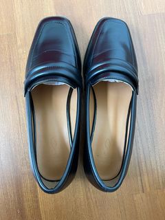 (Category: ) located in . Submitted by shoppersdelight08 (Listing ID 1409301483, Image 1). Description: .
