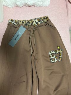 （分類：）位於 。 由 shrodingerscat 提交（商品編號 1409377735，圖片 1）。簡介： 。