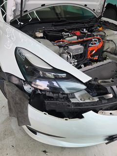 (Category: ) located in . Submitted by theheadlightshop (Listing ID 1409267016, Image 1). Description: .