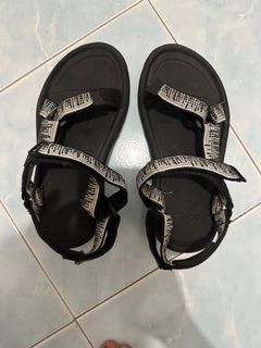 (Category: ) located in . Submitted by rizuan_azmi (Listing ID 1409371999, Image 1). Description: .