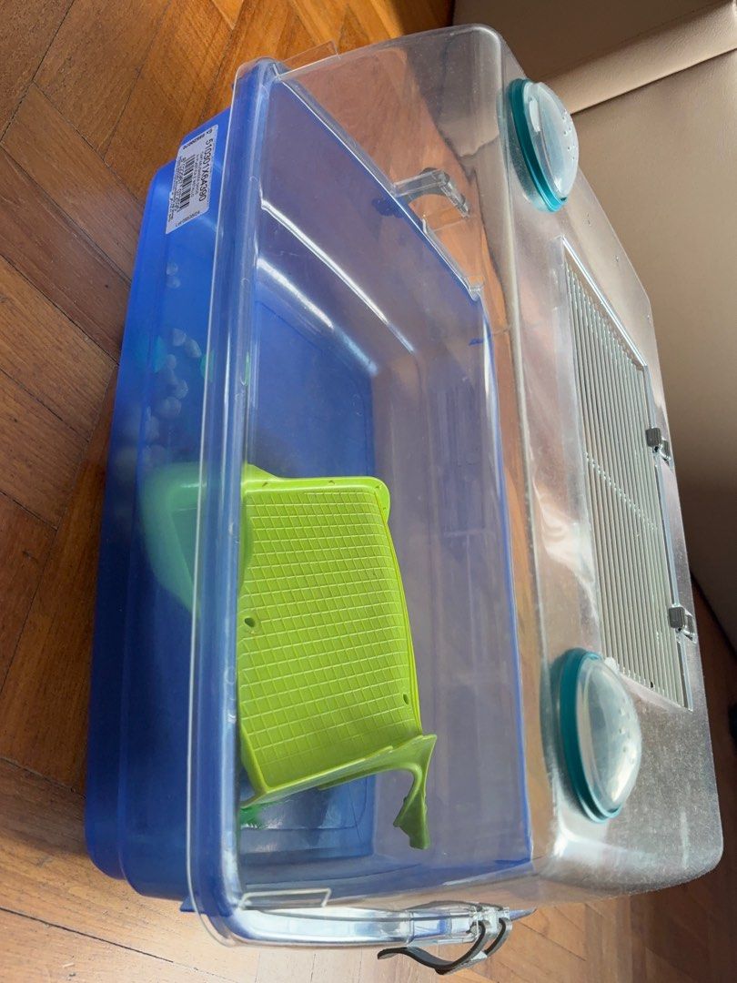 Turtle container (Category: Homes & Other Pet Accessories) located in Singapore. Submitted by buenayan (Listing ID 1409307348, Image 3). Description: .