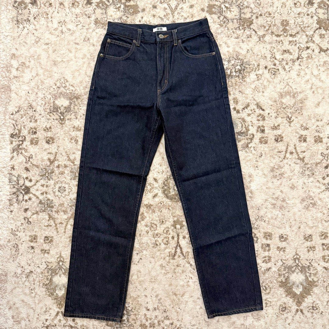 Uniqlo U Straight Jeans (Category: Jeans) located in Las Pinas. Submitted by lufstruck (Listing ID 1409325414, Image 2). Description: Uniqlo U Blue Straight Jeans Fits size xs-s Check images for measurements 💙.