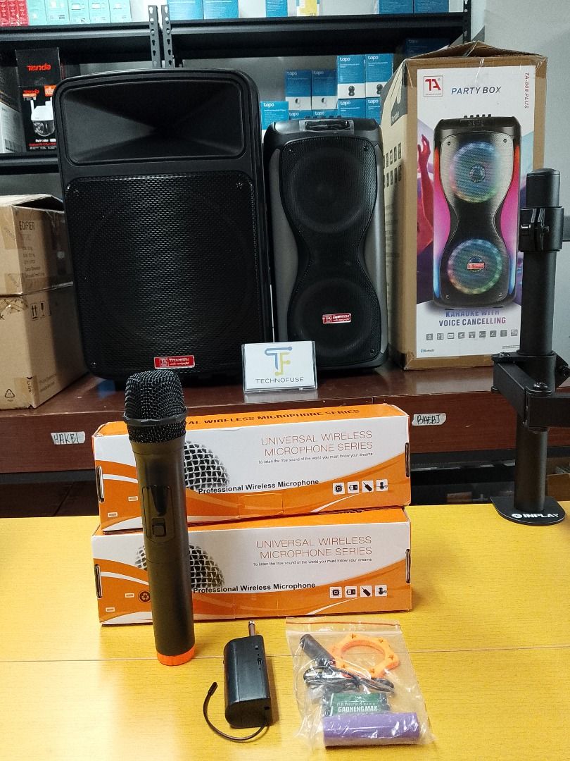 Universal Wireless Microphone UHF Single Mic w/ Receiver (Batteries Included) (Category: Microphones) located in Pasig City. Submitted by technofuseofficial (Listing ID 1409312396, Image 3). Description: Universal Wireless Microphone UHF Single Mic w/ Receiver (Batteries Included) Brand New and Original Items Store Location: 4F Unit 402, 604 Shaw Boulevard, Barangay Kapitolyo, Pasig City Same Day Delivery: - Lalamove delivery within Metro Manila 
