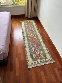 (Category: ) located in . Submitted by uta.carpet (Listing ID 1409264346, Image 1). Description: .