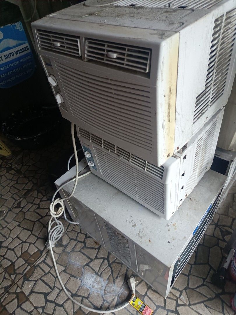 Window Type Aircon - Various Brands (Category: Air Conditioning and Heating) located in Quezon City. Submitted by andrewlovesmama (Listing ID 1409275798, Image 3). Description: Aircon window type inverter grade 1pc american home .5 hp 3.5k 1pc astron .5 hp 3.5k 1pc panasonic 1hp 3.5k Good condition no issue never repaired Ganda lamig Pwede dliver add lng konti Pm lng po Moneyback pag hndi malamig Malinis pa ung unit hnd madumi.