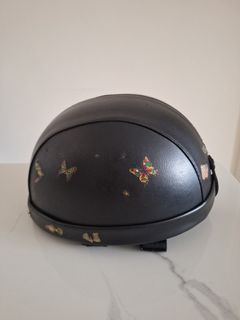 （分類：）位於 。 由 sawadikaaa 提交（商品編號 1409469532，圖片 1）。簡介： 。