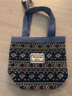 （分類：）位於 。 由 ara__ 提交（商品編號 1409537141，圖片 1）。簡介： 。