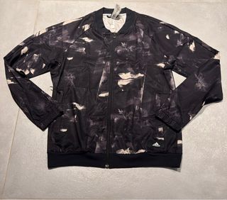 (Category: ) located in . Submitted by gdtrygdbuy (Listing ID 1409550928, Image 1). Description: .