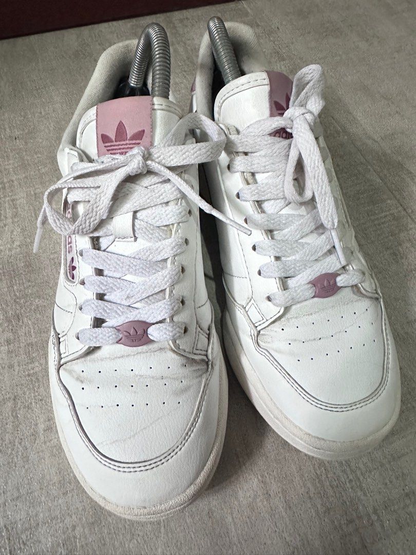 Adidas continental (Category: Sneakers) located in Makati City. Submitted by robitusssinpapi (Listing ID 1409478456, Image 1). Description: Complete with box 7.5 us womens Negotiable 24.5 cm.
