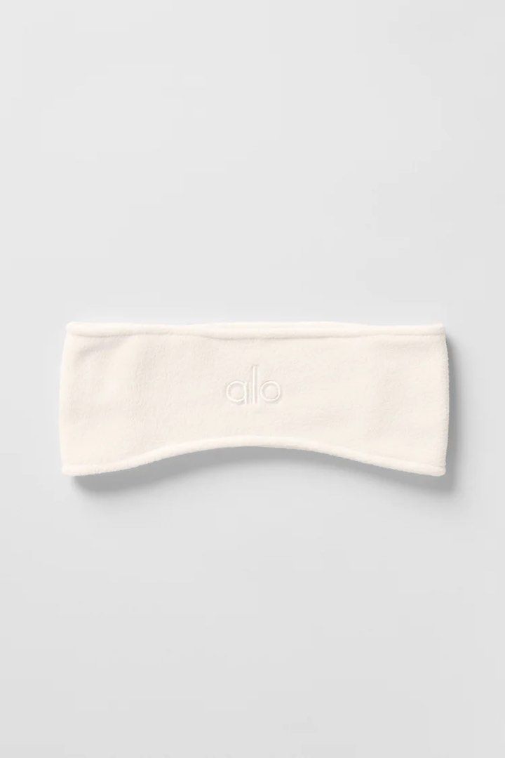 Alo Polar Fleece Ear Warmer (Category: Hair Accessories) located in Manila. Submitted by arianev (Listing ID 1409557735, Image 2). Description: Alo Polar Fleece Ear Warmer Color: Ivory.