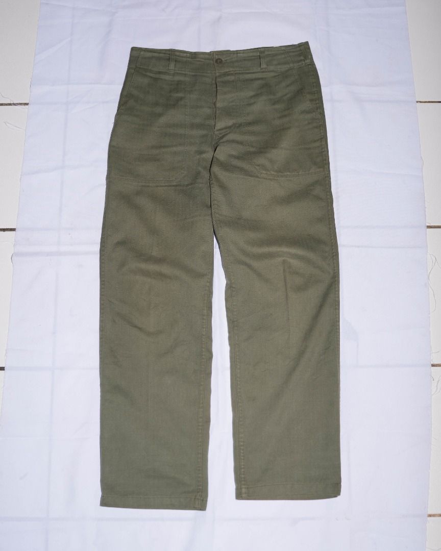 Baker Pants Herringbone size 33 (Category: Jeans) located in Valenzuela. Submitted by alfeopaulramos7490 (Listing ID 1409591580, Image 1). Description: FOR SALE! Baker Pants P1499 ONLY +sf No issue Korean brand cut tag Dimension: Length 39.5 Width 33 Inseam 29.5 Hem 9 Thigh 10 Valenzuela Location .