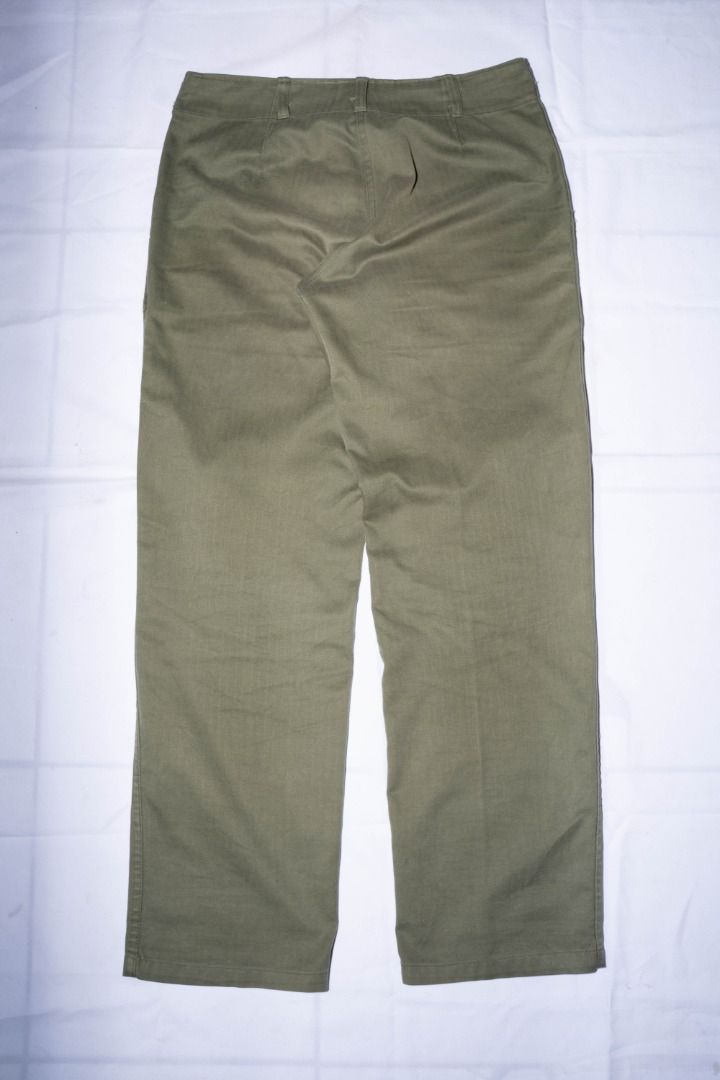 Baker Pants Herringbone size 33 (Category: Jeans) located in Valenzuela. Submitted by alfeopaulramos7490 (Listing ID 1409591580, Image 3). Description: FOR SALE! Baker Pants P1499 ONLY +sf No issue Korean brand cut tag Dimension: Length 39.5 Width 33 Inseam 29.5 Hem 9 Thigh 10 Valenzuela Location .