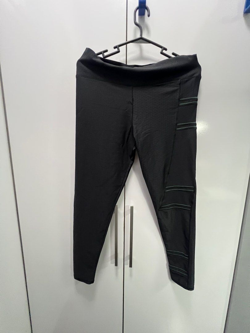 Black Leggings Full-Length 3XL (Category: Activewear) located in Quezon City. Submitted by declutter.qcmnl (Listing ID 1409531422, Image 1). Description: 💛Pre-loved activewear 💛Can provide more pictures if you are at least 80-90% sure in purchasing 💛Brand: Pink Salmon 💛Size: 3XL (Waist 46-49inches, Hips 46-49inches) MOP: BPI, GCash, Maya MOD: Grab/Lalamove if within or Quezon City / Gogo Express (No meet-ups) ✅Please transact only if you are 