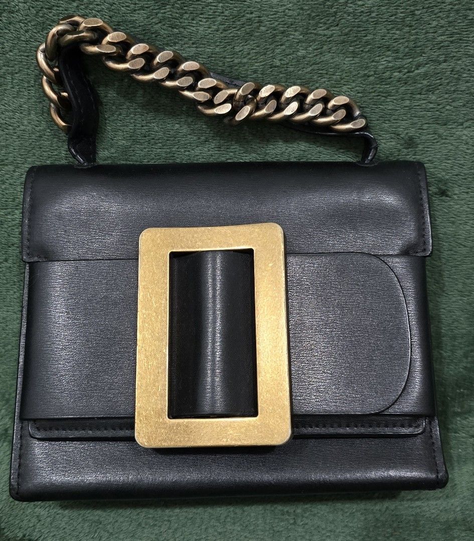 BOYY Fred 19 (Category: Luxury Bags & Wallets) located in Bacoor. Submitted by deux_trading_corporation (Listing ID 1409607489, Image 1). Description: Message for more pics. Negotiable. With COD but with down payment for assurance. Can do LBC COP with ¼ down payment on the value of items..