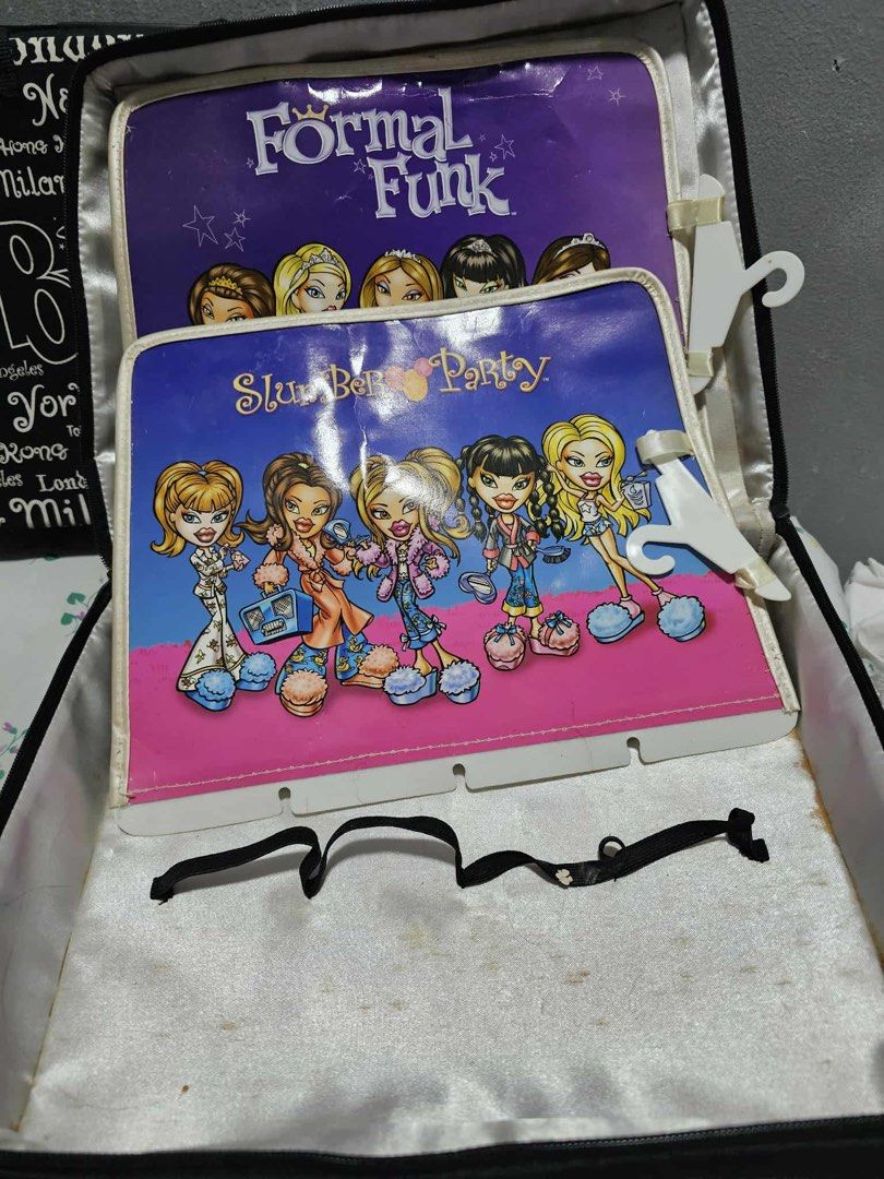 Bratz Case (2 pieces) (Category: Kids Toys) located in Lucena. Submitted by skinny.virgo (Listing ID 1409515043, Image 2). Description: FOR SALE: Bratz Case (2 pieces) Price: 2000 (set price) Please check the photos for the quality, pm for more info .