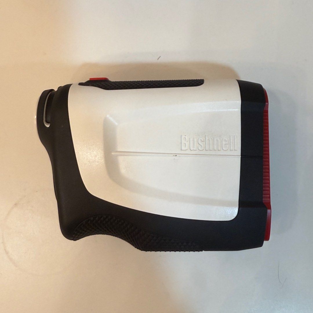 Bushnell Tour V4 Slope edition 高爾夫球測距儀（測距版）, 體育器材