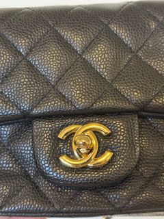 (Category: ) located in . Submitted by shopwithstyleeee (Listing ID 1409557577, Image 1). Description: .