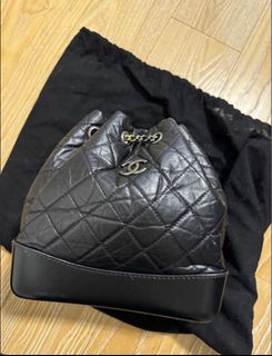 （分類：）位於 。 由 whatsinmybags 提交（商品編號 1409491230，圖片 1）。簡介： 。