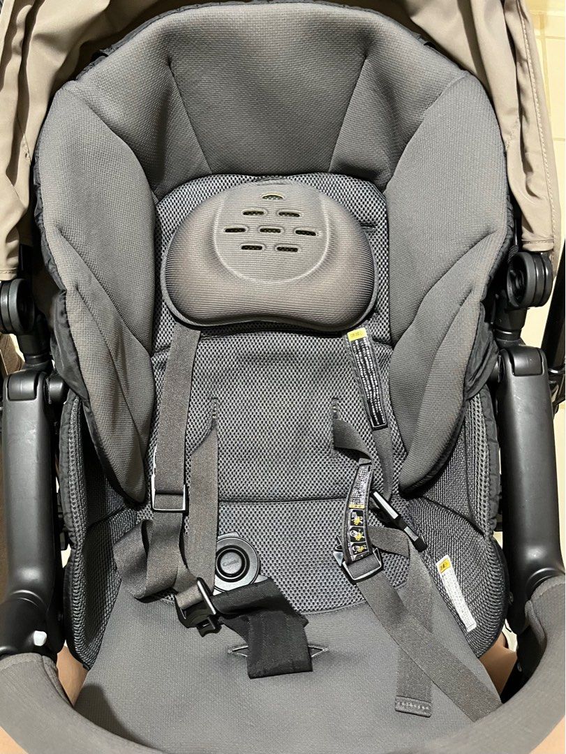 Combi Stroller (Category: Strollers) located in Manila. Submitted by pag01 (Listing ID 1402100623, Image 1). Description: Barely used. Price is negotiable Rfs: need a bigger stroller.