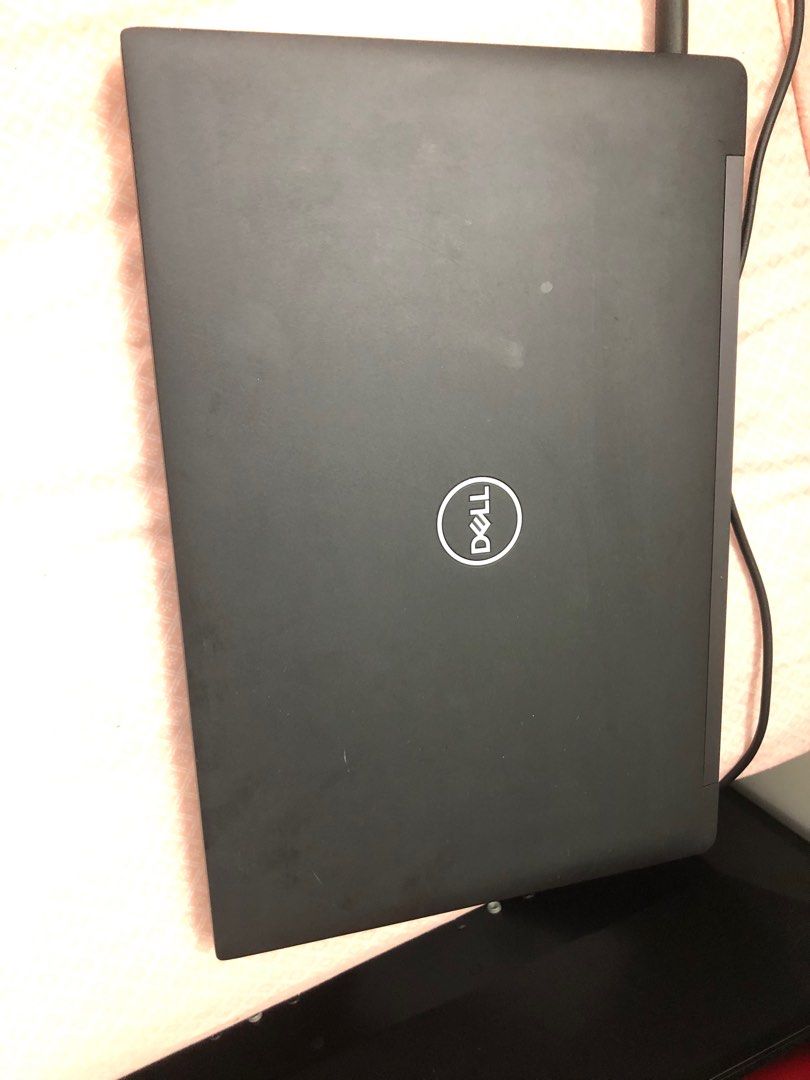 Dell Latitude 7390 Laptop - Intel Core i7 8th Gen