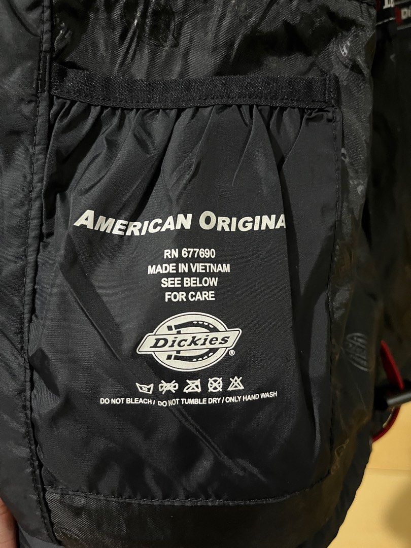 Dickies Puffer Jacket - Small (Category: Coats, Jackets and Outerwear) located in Pasig City. Submitted by zmanzin (Listing ID 1409475730, Image 3). Description: - Dickies black puffer jacket - Size: Small - Full-zip closure - Two front pockets - High collar - Dickies logo on chest, sleeve, and lining .