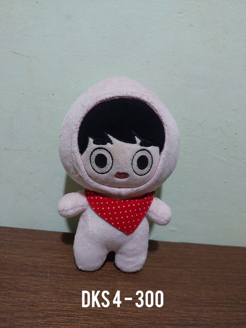 [EXO D.O DOLL] Pink Kyungsoo Doll (Category: K-Wave Merchandise) located in Santa Cruz. Submitted by my.simple.corner (Listing ID 1409558022, Image 1). Description: RFS: Decluttering MOP: GCash, Maya MOD: LBC, J&T only DM me for sure buyer.