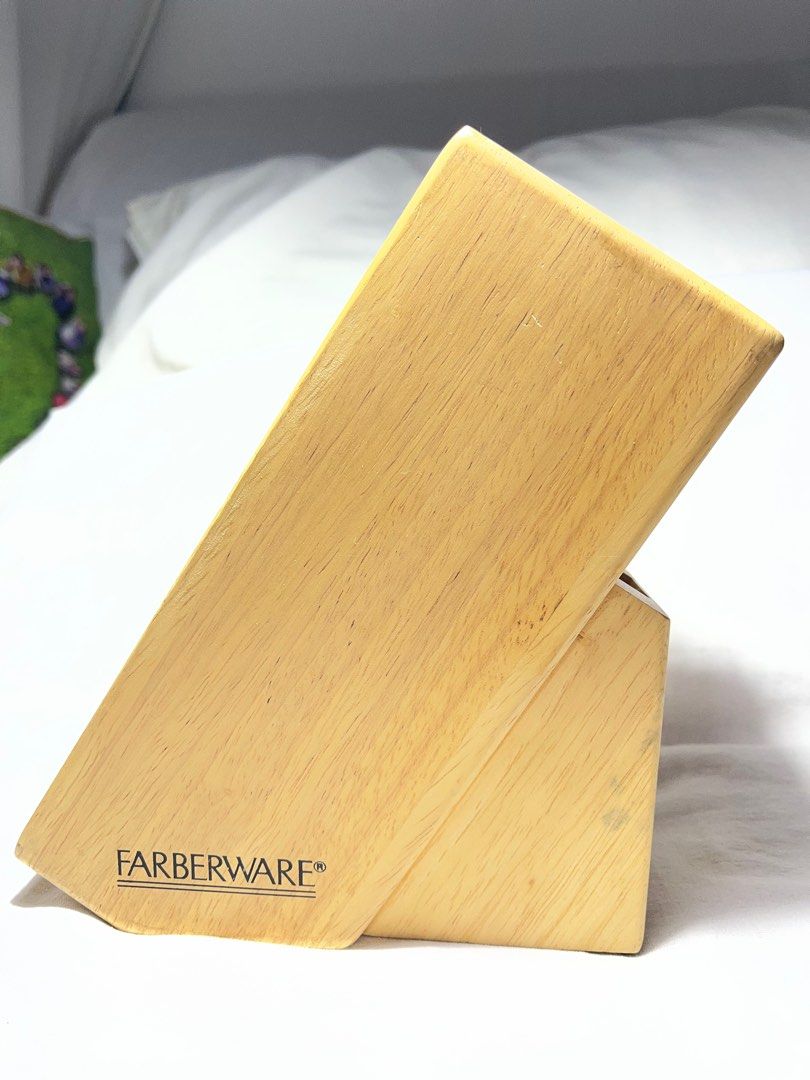 Farberware Wooden Knife Block (Category: Knives & Chopping Boards) located in Antipolo. Submitted by gettinghooked (Listing ID 1409459230, Image 1). Description: It’s actually never used. Just stored for years. .