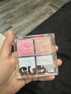 (Category: ) located in . Submitted by roommates_closet (Listing ID 1409458585, Image 1). Description: .