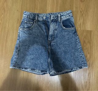 (Category: ) located in . Submitted by glhxx (Listing ID 1409559165, Image 1). Description: .